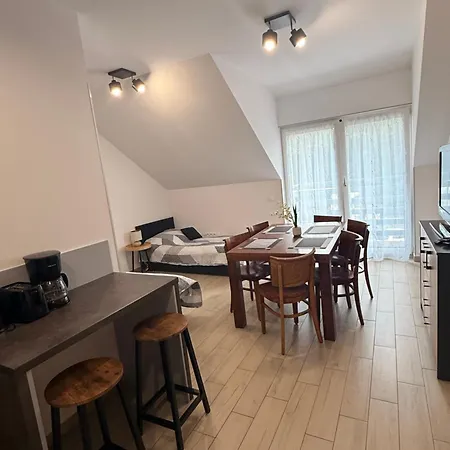 - Kłodzka 41 *
